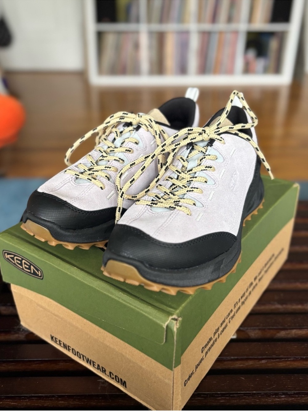 Keen Jasper Zionic BNIB